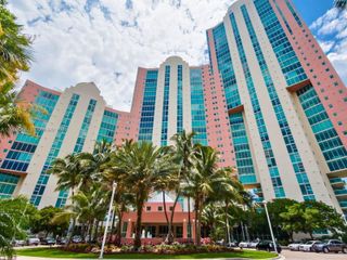 3370 Hidden Bay Dr 1814, Aventura, FL 33180