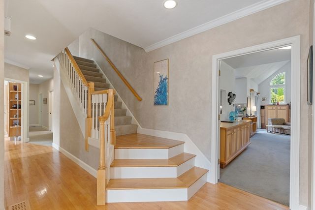 4 Hazelwood Circle, Andover, MA 01810