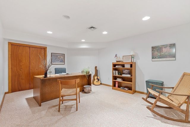 4 Hazelwood Circle, Andover, MA 01810