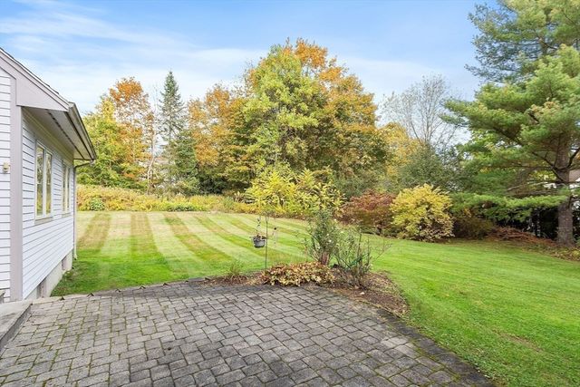 4 Hazelwood Circle, Andover, MA 01810