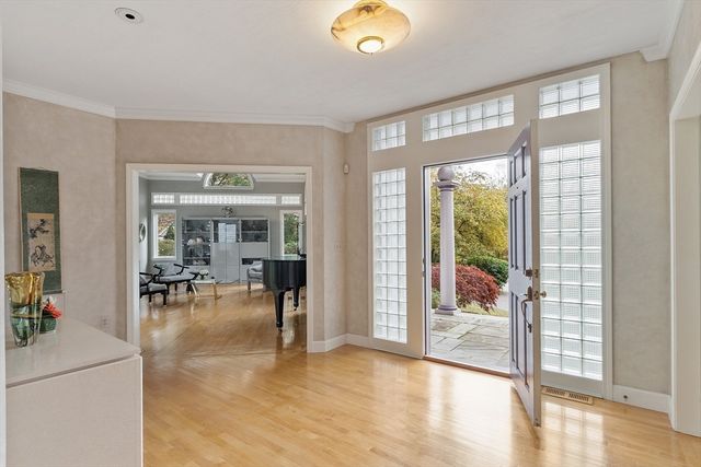 4 Hazelwood Circle, Andover, MA 01810