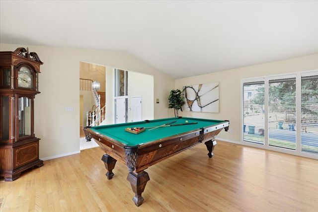 1226 E Christmas Tree Ln, Spokane, WA 99203