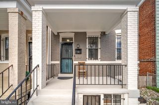 1118 STAPLES ST NE, Washington, DC 20002