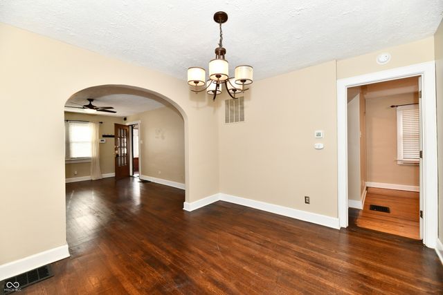 152 E Pleasant Run Parkway North Drive, Indianapolis, IN 46225