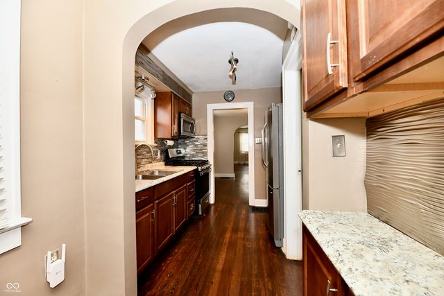 152 E Pleasant Run Parkway North Drive, Indianapolis, IN 46225