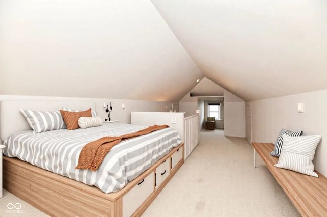 152 E Pleasant Run Parkway North Drive, Indianapolis, IN 46225