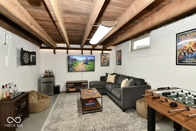 152 E Pleasant Run Parkway North Drive, Indianapolis, IN 46225