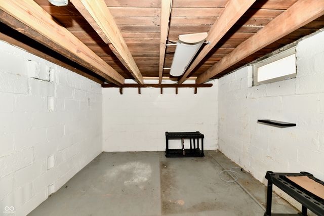 152 E Pleasant Run Parkway North Drive, Indianapolis, IN 46225