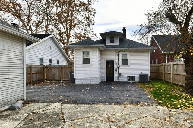 152 E Pleasant Run Parkway North Drive, Indianapolis, IN 46225