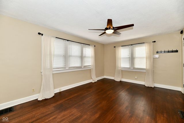 152 E Pleasant Run Parkway North Drive, Indianapolis, IN 46225