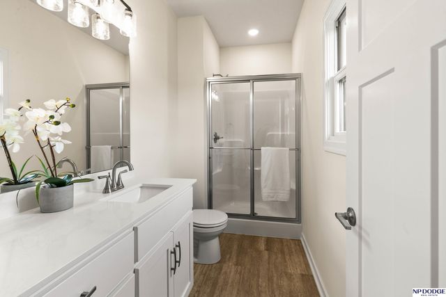 21509 Old Coach Road, Omaha, NE 68022