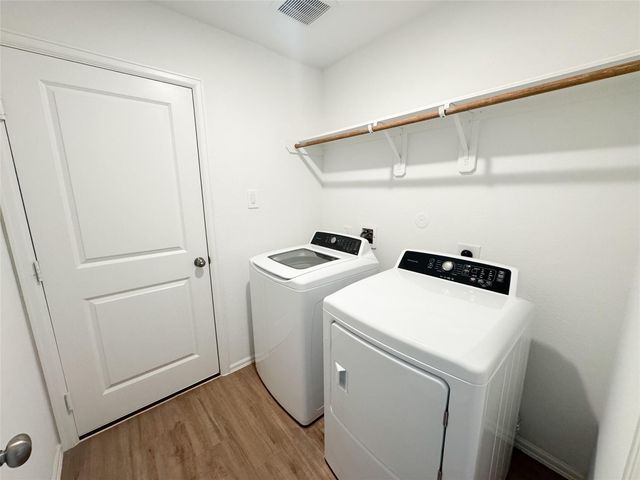 1411 Las Cuevas Drive, Conroe, TX 77301