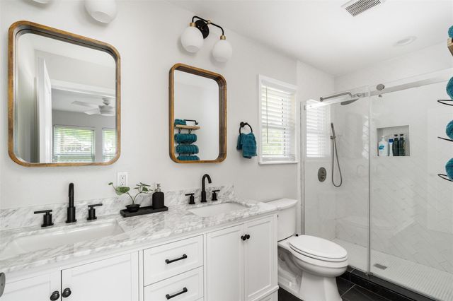 11807 Oakwood DR, Austin, TX 78753