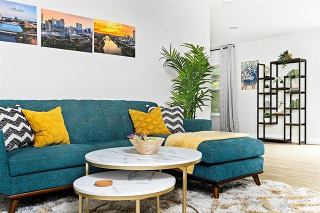 11807 Oakwood DR, Austin, TX 78753