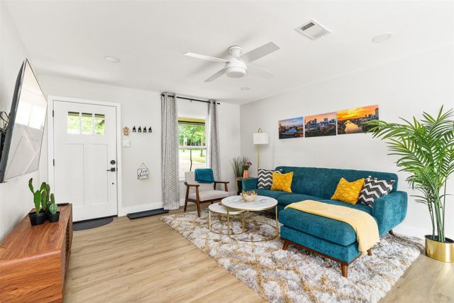 11807 Oakwood DR, Austin, TX 78753