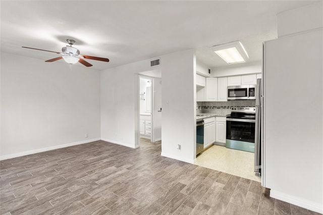 11002 Hammerly Boulevard 227, Houston, TX 77043