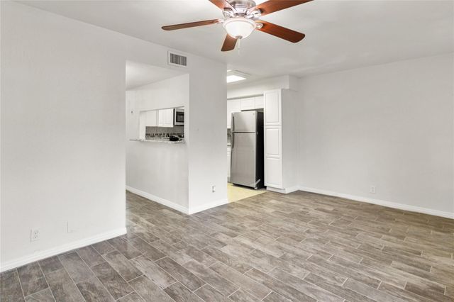 11002 Hammerly Boulevard 227, Houston, TX 77043