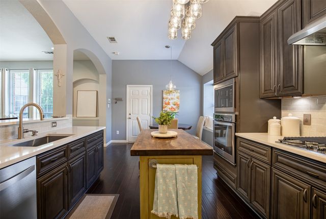 6425 Radslow Drive, Frisco, TX 75035