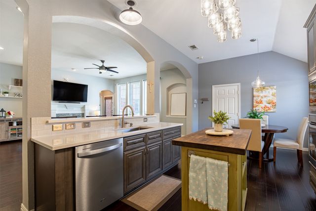 6425 Radslow Drive, Frisco, TX 75035