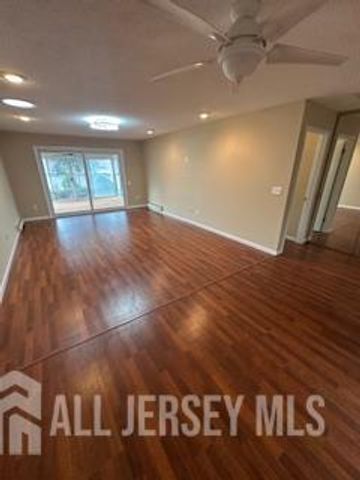 211 Doremus Drive, Monroe, NJ 08831