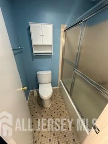 211 Doremus Drive, Monroe, NJ 08831