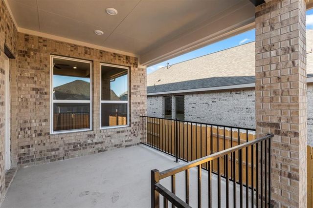 204 Green Knoll LN, Georgetown, TX 78628