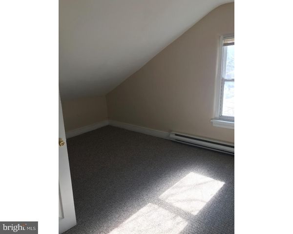 28 N 5TH AVE, Coatesville, PA 19320