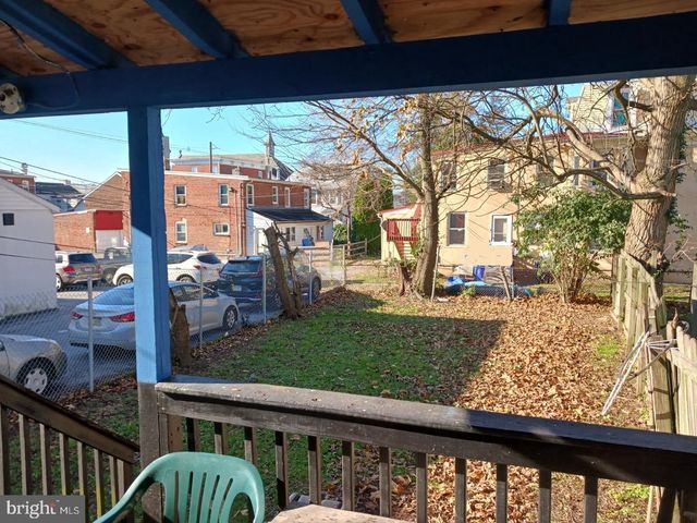 28 N 5TH AVE, Coatesville, PA 19320
