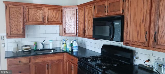 28 N 5TH AVE, Coatesville, PA 19320