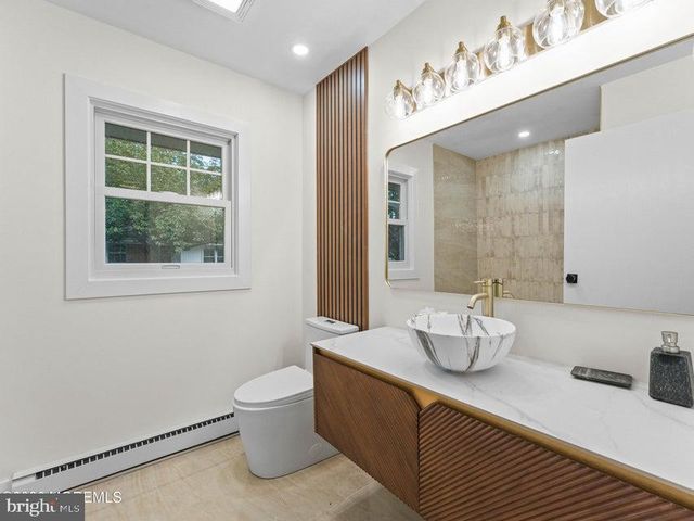 681-B NEW CASTLE CT, Lakewood, NJ 08701