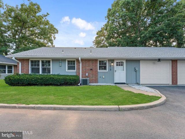 681-B NEW CASTLE CT, Lakewood, NJ 08701