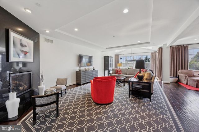 6150 CREEKSIDE DR, Flourtown, PA 19031