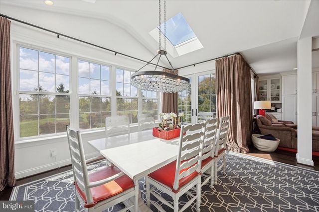 6150 CREEKSIDE DR, Flourtown, PA 19031