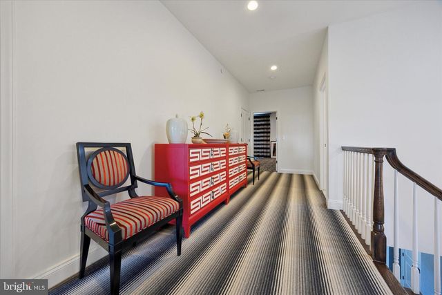 6150 CREEKSIDE DR, Flourtown, PA 19031