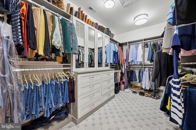 6150 CREEKSIDE DR, Flourtown, PA 19031