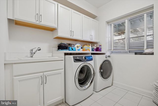 6150 CREEKSIDE DR, Flourtown, PA 19031