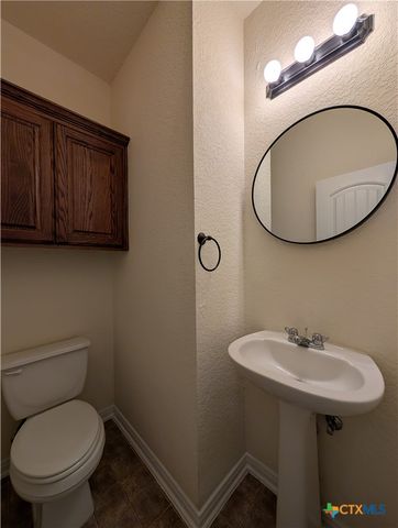 1270 Hillcrest Drive, New Braunfels, TX 78130