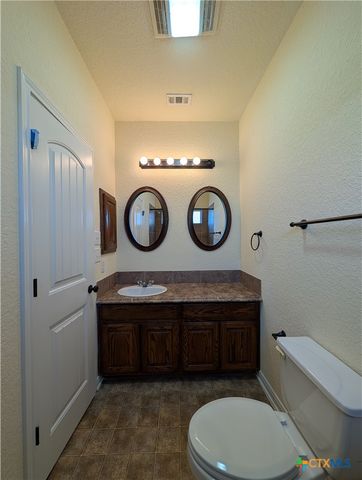 1270 Hillcrest Drive, New Braunfels, TX 78130