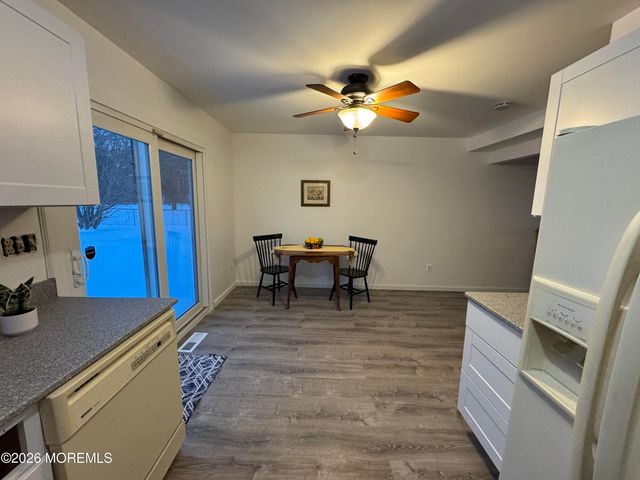 15 Saylors Pond Road, Wrightstown, NJ 08562