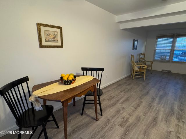 15 Saylors Pond Road, Wrightstown, NJ 08562