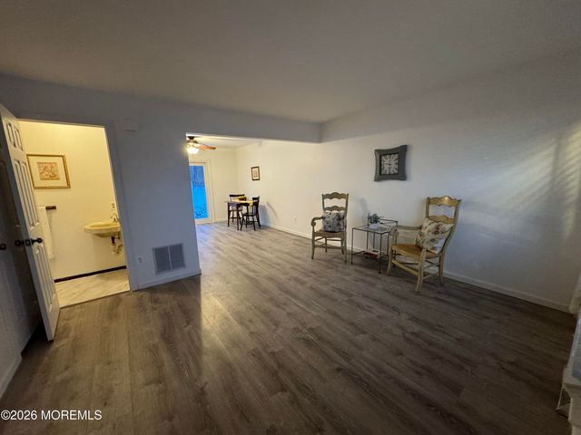 15 Saylors Pond Road, Wrightstown, NJ 08562