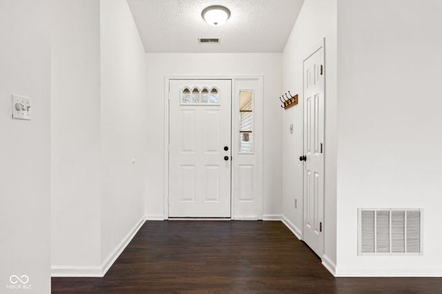 5321 Pine Hill Drive, Noblesville, IN 46062