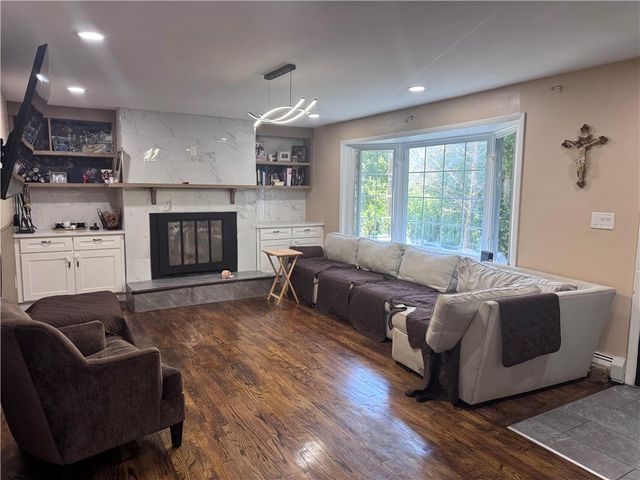 5420 2nd Street, Whitehall Twp, PA 18052