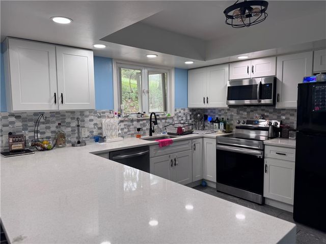 5420 2nd Street, Whitehall Twp, PA 18052