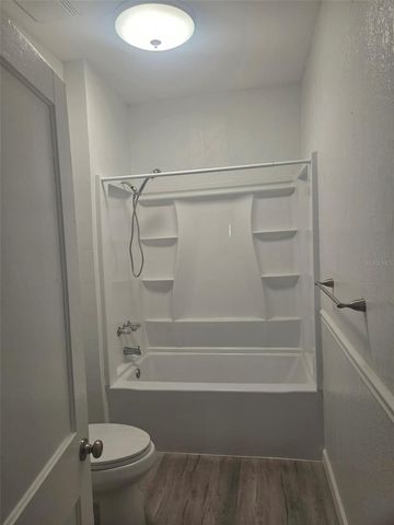 1752 4TH STREET Front, Sarasota, FL 34236