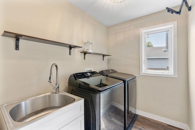 7811 Palmgren Avenue NE, Otsego, MN 55330