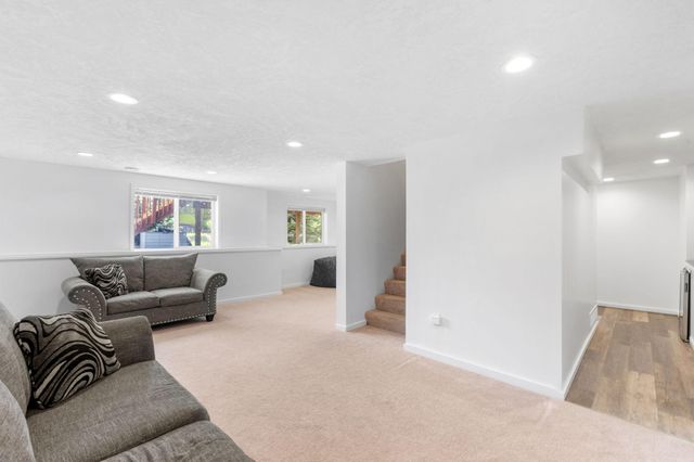 7811 Palmgren Avenue NE, Otsego, MN 55330