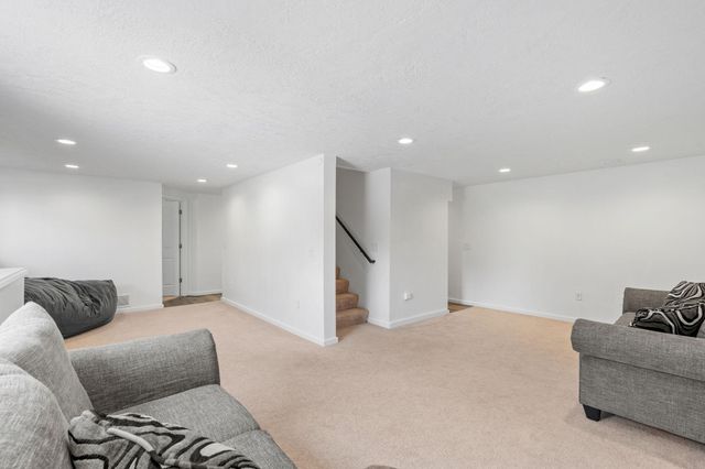7811 Palmgren Avenue NE, Otsego, MN 55330