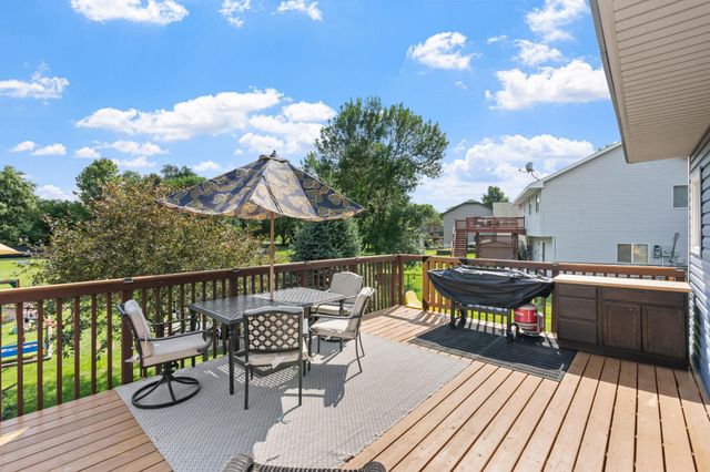 7811 Palmgren Avenue NE, Otsego, MN 55330