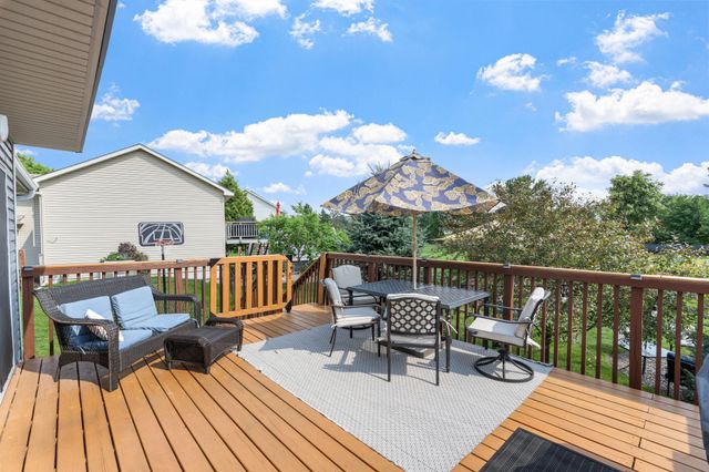 7811 Palmgren Avenue NE, Otsego, MN 55330
